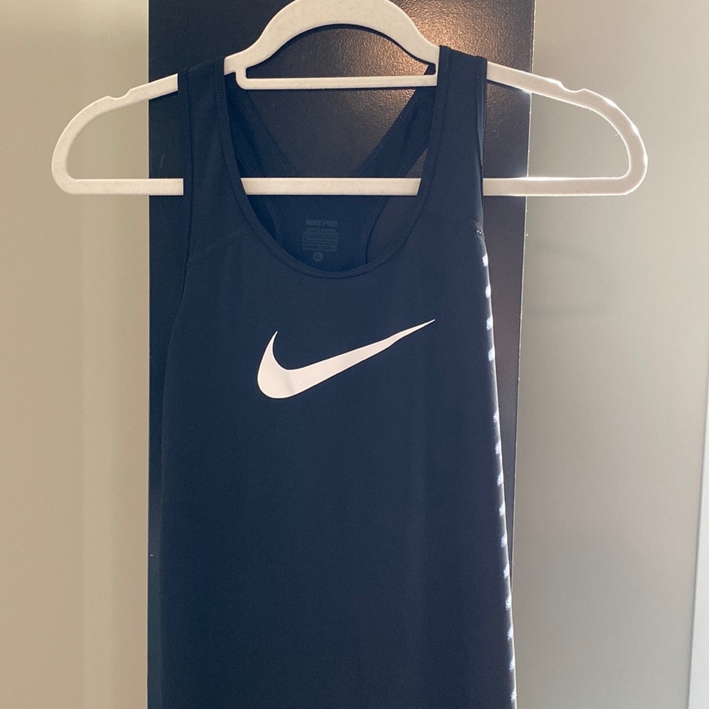 Nike pro tank